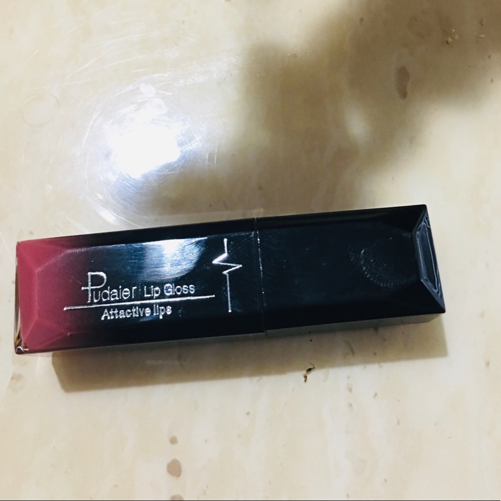 Lip Gloss👄💄🔥